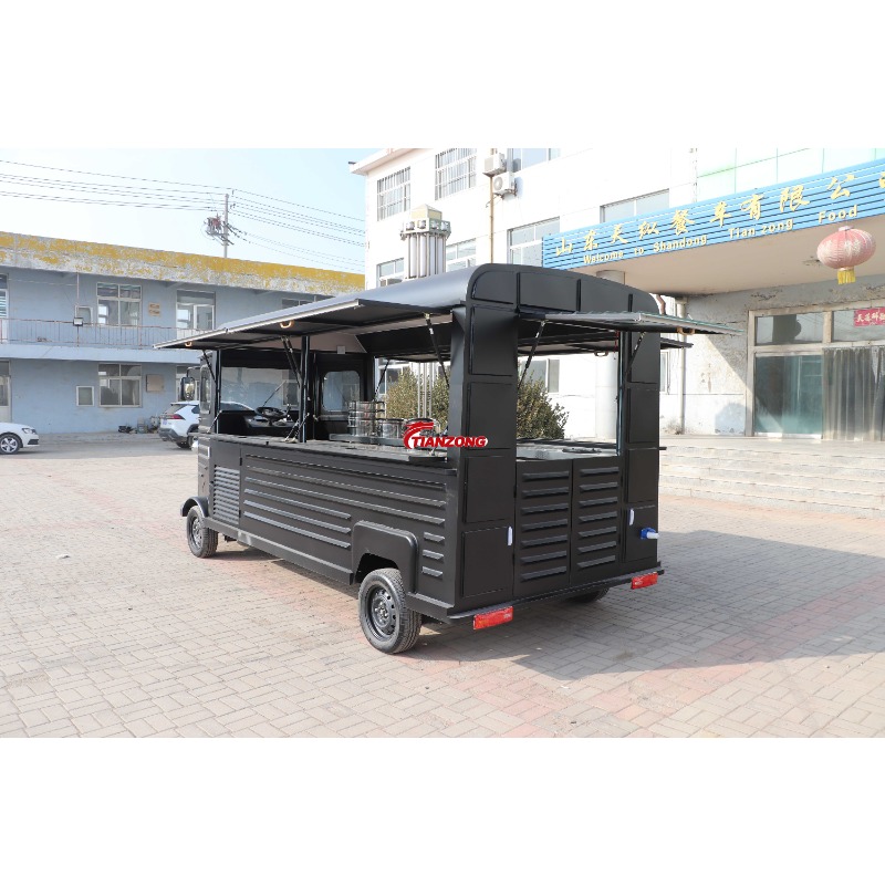 Wytrzymały przyczepa gastronom – Heavy Equipment Kitchen recenzja i cena